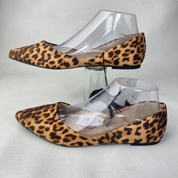 Time And Tru Women's LEOPARD PRINT Pointed Toe FLATS! Memory Foam Shoes 8 - Picture 4 of 9